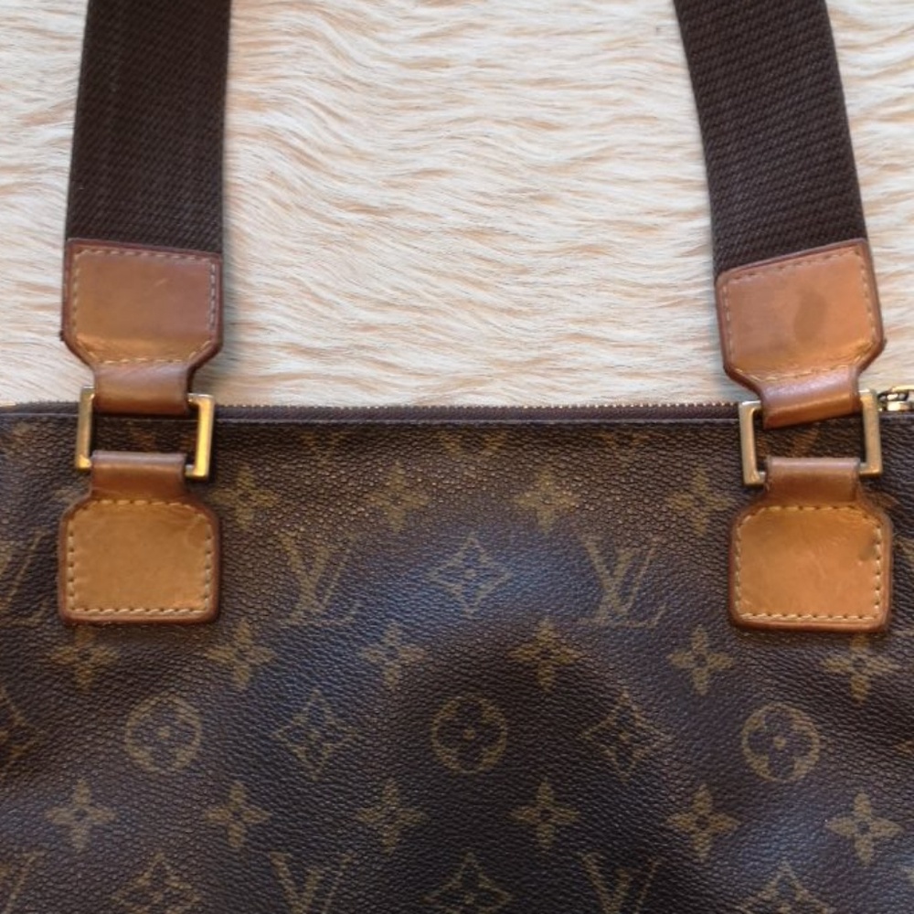 Louis Vuitton Bosphore Pochette Monogram Canvas - Picture 4 of 15